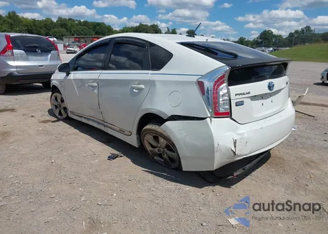 2013 Toyota Prius Three Se z USA, uszkodzony, nr VIN JTDKN3DU7D1668841
